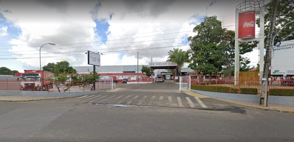Solar Coca-Cola encerra produção e demite 100 funcionários em Teresina