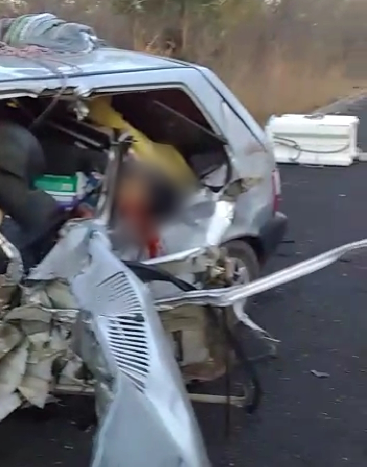 Acidente na BR-230 deixa 3 pessoas mortas em Oeiras