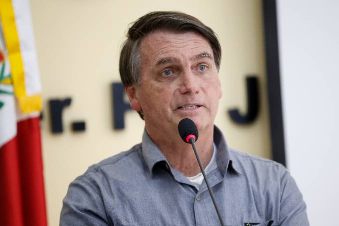 Oposição ganha um pênalti contra Bolsonaro