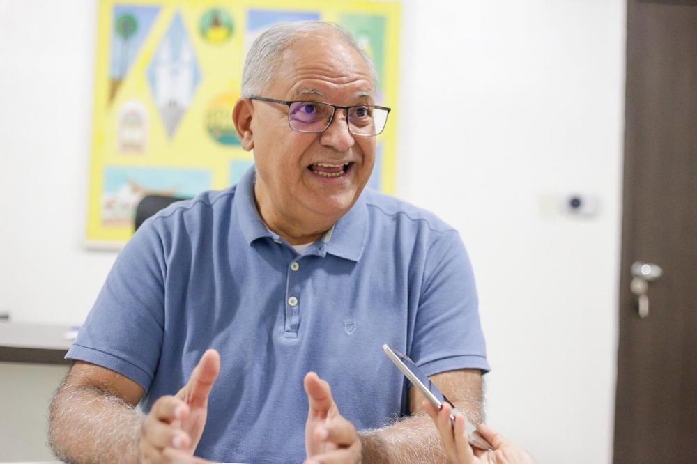 Kleber Montezuma rebate críticas e diz que oposição quer destruir obras