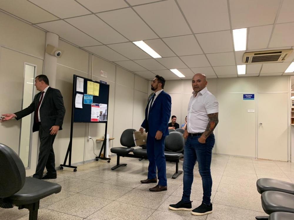 Jorge Sampaoli em audiência recente com o Santos — Foto: Bruno Giufrida