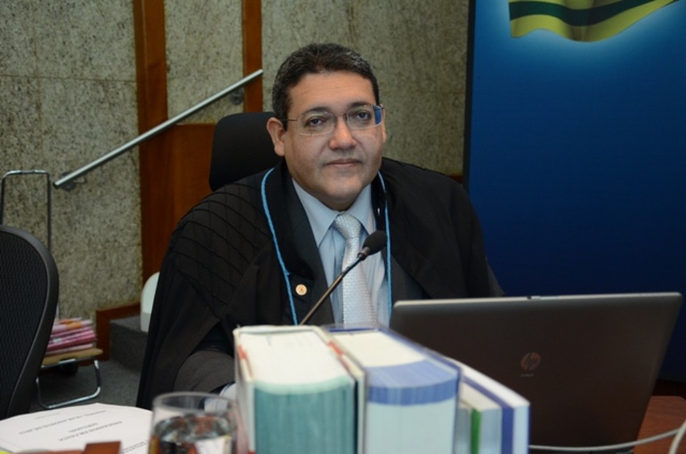 Advogado Wassef aproximou desembargador Kassio Nunes Marques da família Bolsonaro