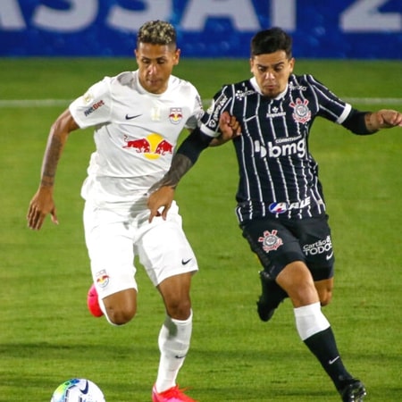 Red Bull Bragantino e Corinthians em jogo pelo Brasileirão de 2020 - Imagem: GettyImages