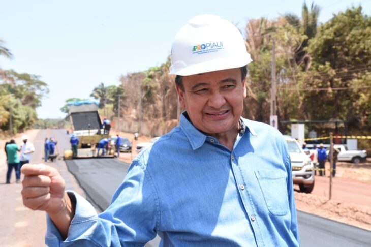Governador Wellington Dias visita obras de duplicação da PI -112