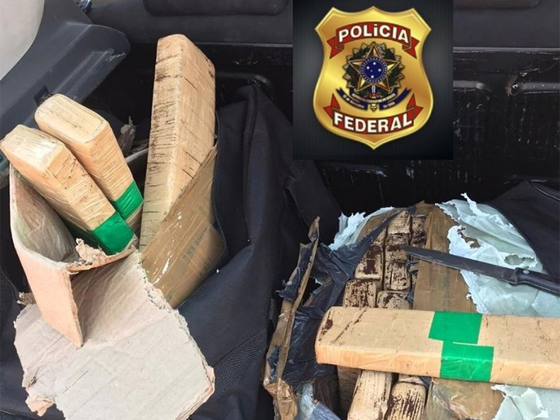 Dupla é presa ao tentar embarcar em rodoviária com 60 kg de droga