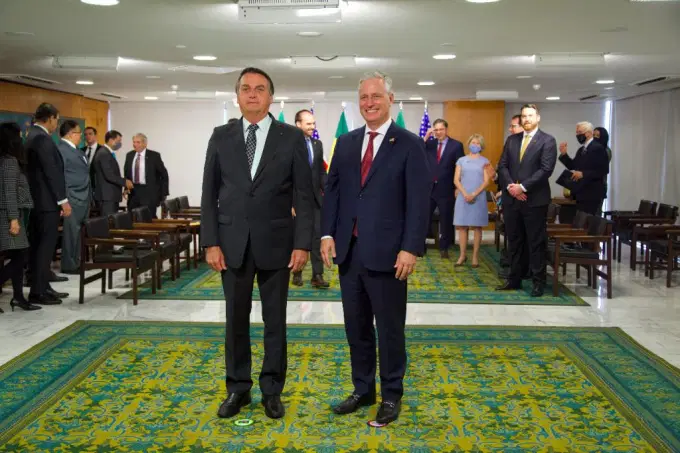 O secretário de segurança americano, Robert O'Brien, visitou o presidente Jair Bolsonaro nesta terça-feira, 20. Divulgação/Twitter