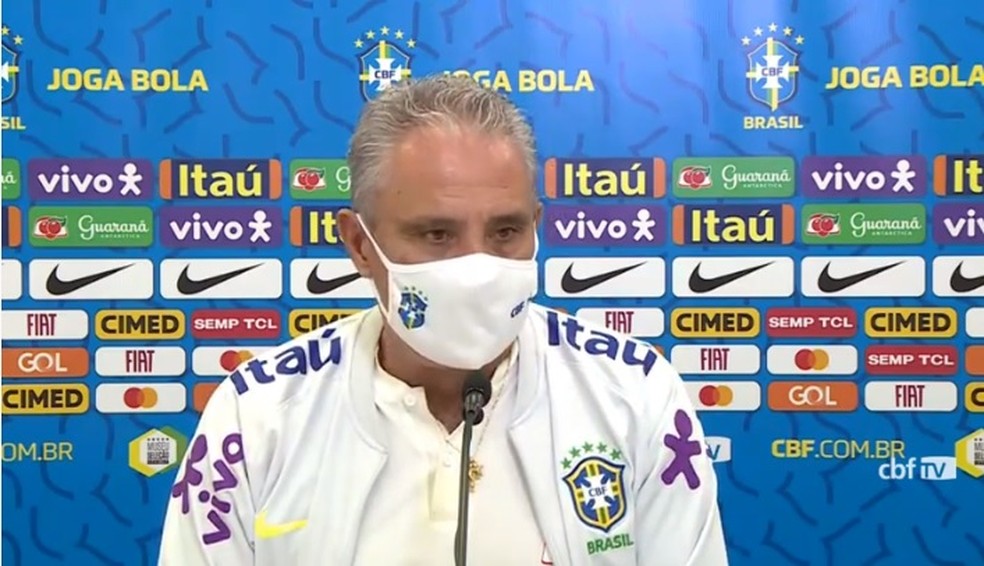 Tite, técnico da seleção brasileira, em entrevista coletiva — Foto: Reprodução
