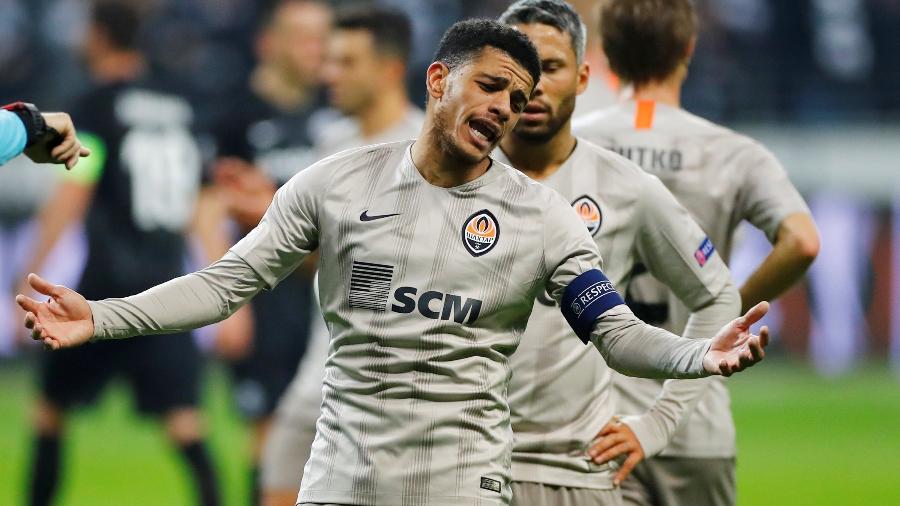 Tiago Nunes pede a contratação de Taison, do Shakhtar-UCR
