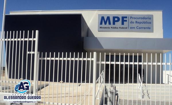 Faculdade do Piauí é condenada por expedir diplomas falsos