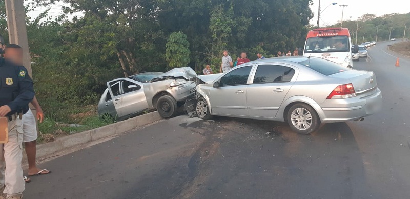 Drogado, motorista causa acidente e deixa cinco feridos graves