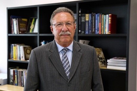 Luiz Antônio Bonat é aprovado para substituir Sérgio Moro na Lava Jato