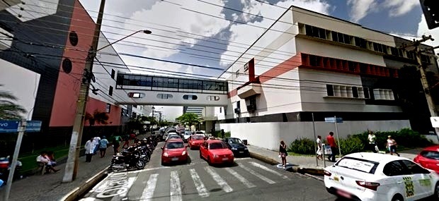 Suspeito de estuprar empresária alega insanidade e a família realiza protesto