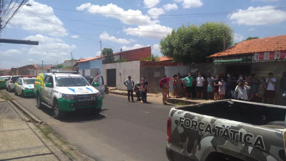Justiça aceita denúncia e suspeita de matar vizinha a facadas em Teresina vira ré