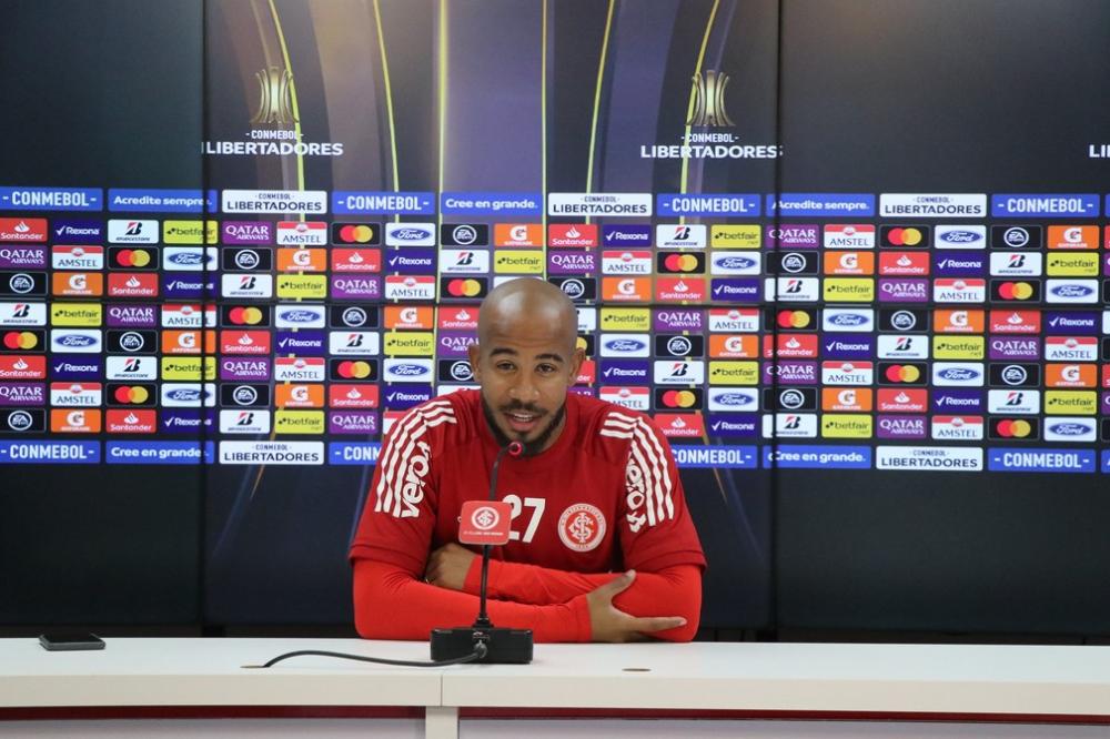 Patrick é uma das apostas de Abel Braga para vencer na Bombonera — Foto: Ricardo Duarte/Divulgação, Inter