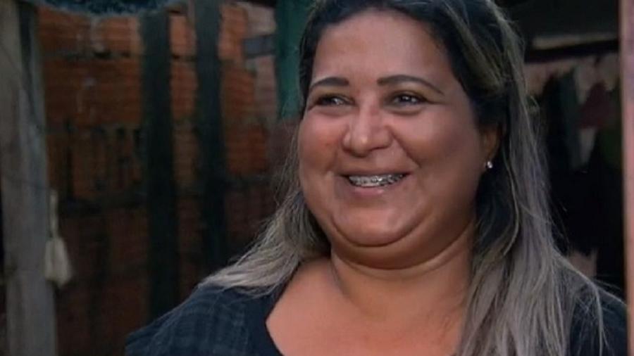 Cida perdeu prêmio de R$ 500 mil e hoje vive em quitinete