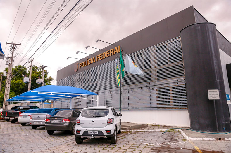 PF cumpre mandados contra servidor do TJ-PI por fornecer dados sigilosos