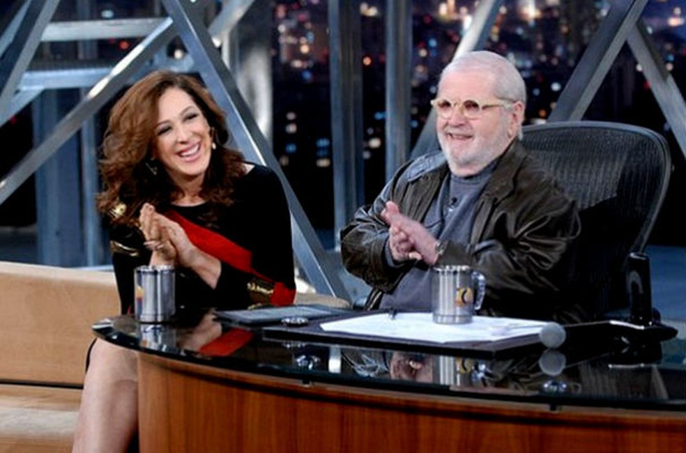 Jô Soares com Claudia Raia em seu programa — Foto: arquivo/ Gshow