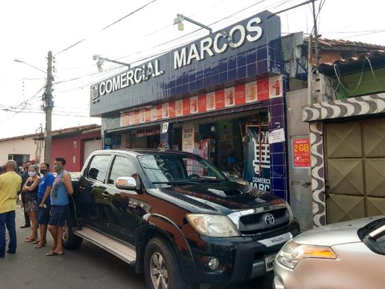 Policial reage a assalto e atira em bandido no bairro São Joaquim em Teresina