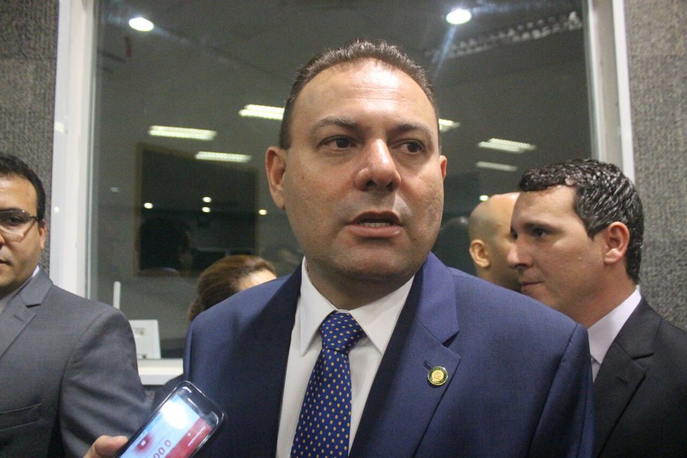 Presidente da Câmara, Jeová Alencar, tem alta após ser internado com Covid-19