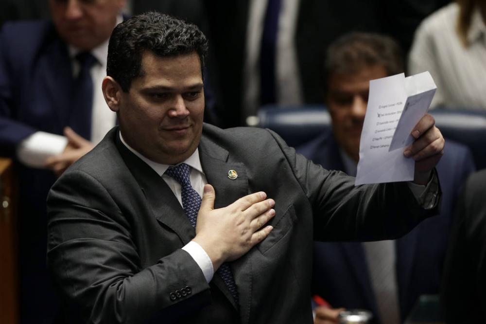 Alcolumbre vai tentar brecar votação de texto sobre segunda instância