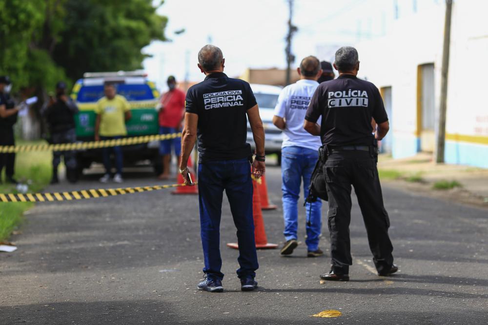 Jovem é morto a tiros após briga em posto de combustíveis em Teresina