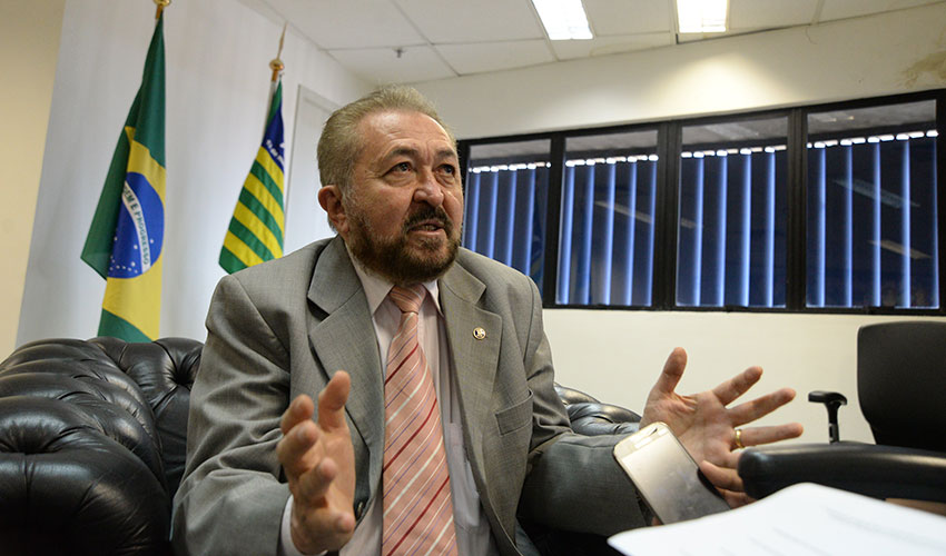 Justiça concede prisão domiciliar à primeira-dama de Bertolínia