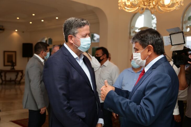 Governador Wellington Dias recebe o deputado federal Artur Lira