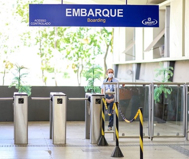 Sasc fiscaliza descumprimento de passe livre para idosos em ônibus