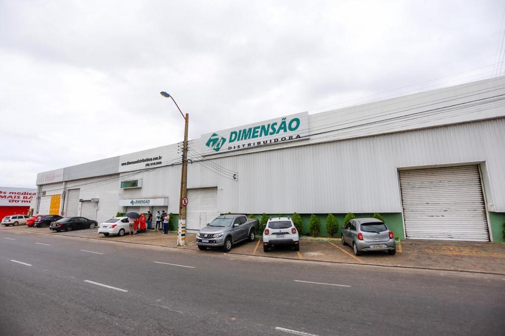 Polícia Federal cumpre mandados contra a Dimensão Distribuidora