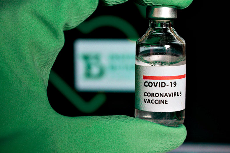 Anvisa faz reunião para decidir se autoriza o uso da Coronavac