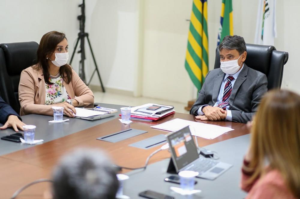 Wellington Dias anuncia residencial com 500 apartamentos destinados a PMs