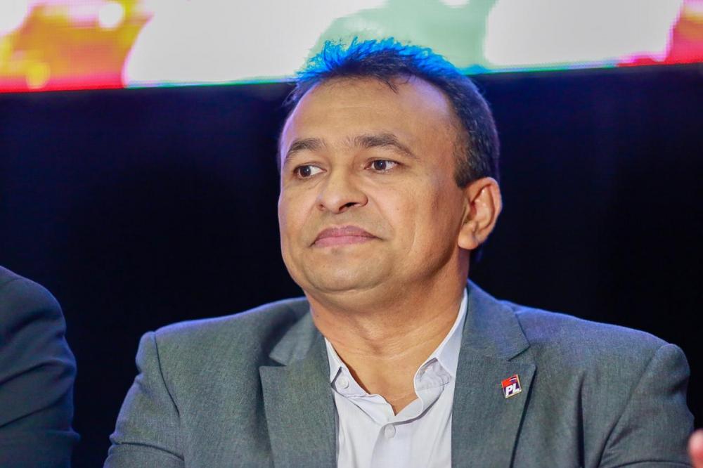 Fábio Abreu comemora 2º lugar em pesquisa eleitoral