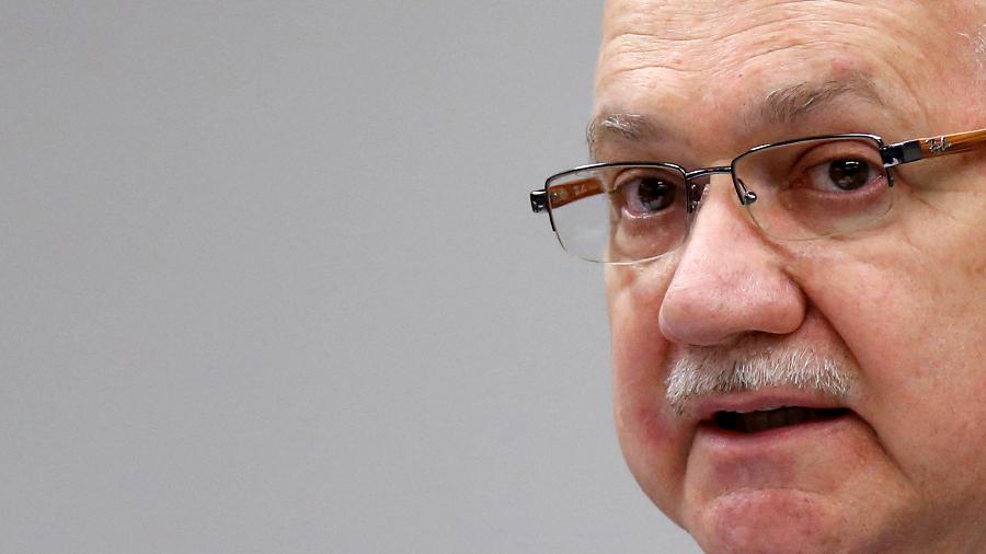 Pressão contra Judiciário é intolerável, diz Fachin sobre post de general