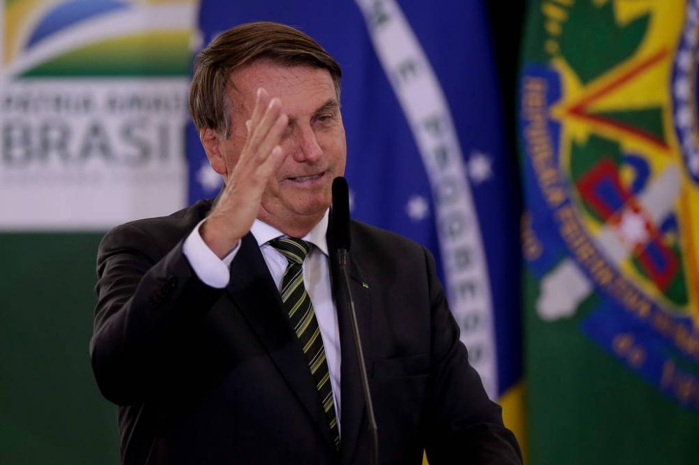 Oposição defende impeachment, mas atua por desgaste de Bolsonaro