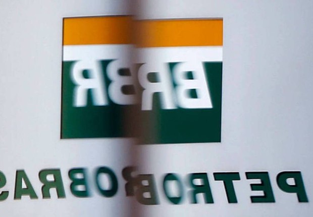 Diretores da Petrobras conversam sobre possível renúncia coletiva, dizem fontes