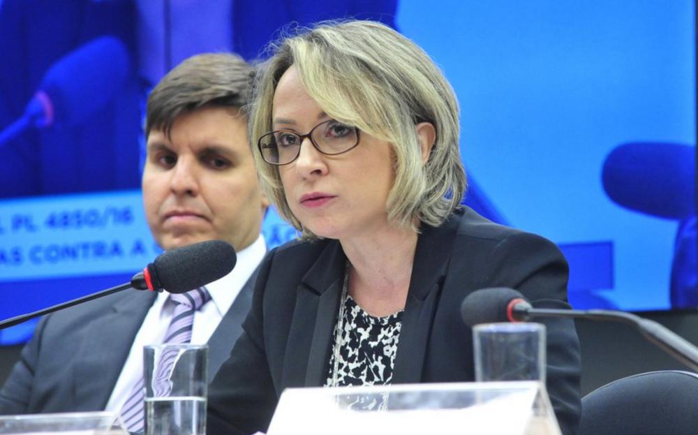 Ministros do STF querem investigação de delegada da PF que atuou na Lava Jato