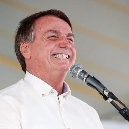 Jair Bolsonaro diz à Justiça que não é responsável por compra de seringas