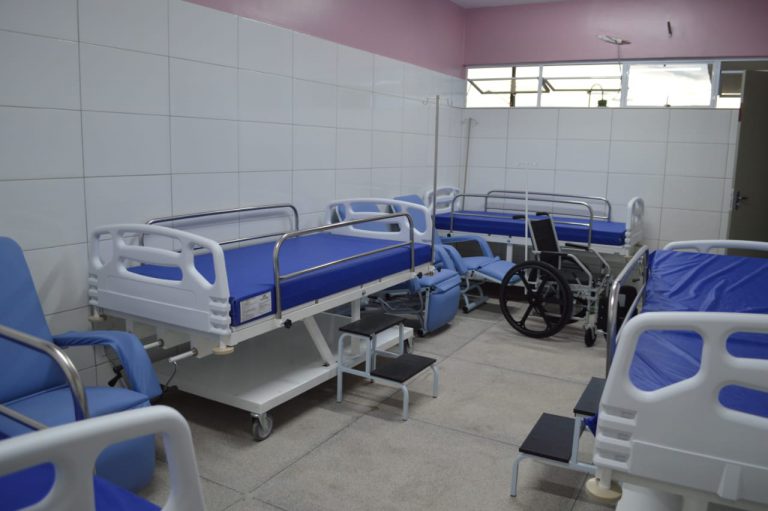 Justiça determina que Estado e PMT instalem mais UTIs Covid e desafoguem hospitais