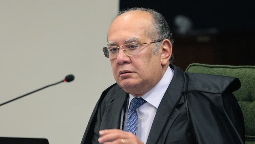 Gilmar Mendes adia decisão sobre renda básica de cidadania