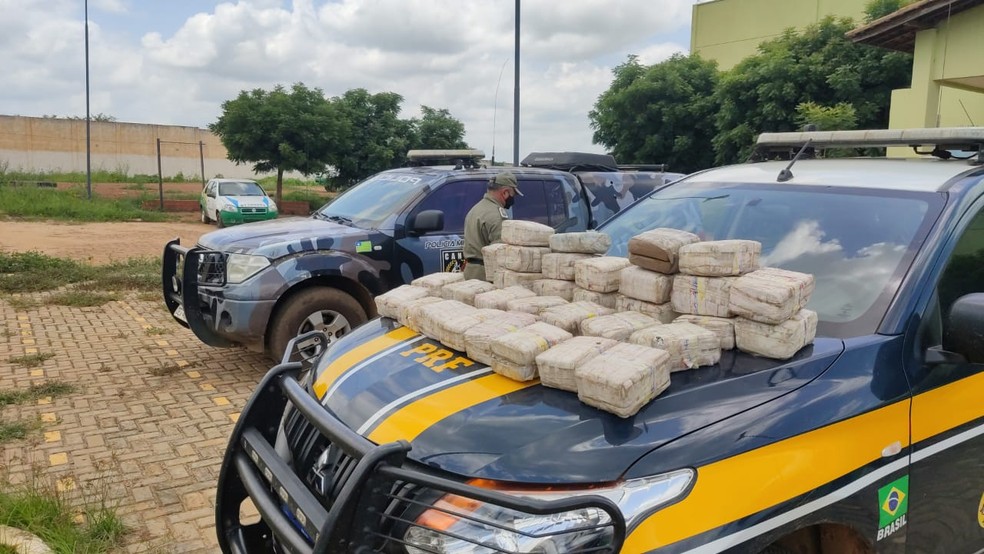 Homem é preso com 32 kg de maconha escondida em caixa de som no Sul do Piauí