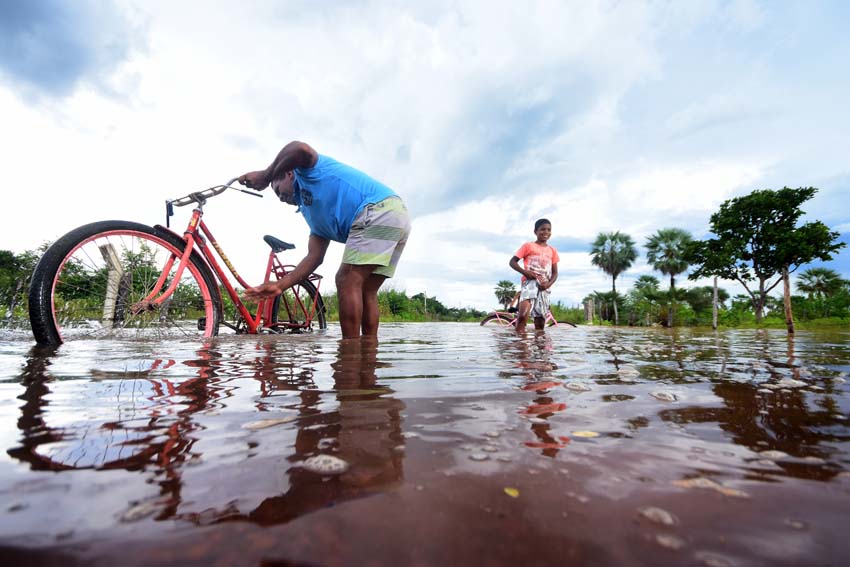 Rios Marataoan e Longá atingem cota de alerta