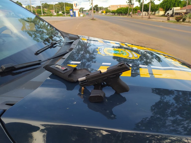 Empresário piauiense é preso com pistola e munições no Maranhão