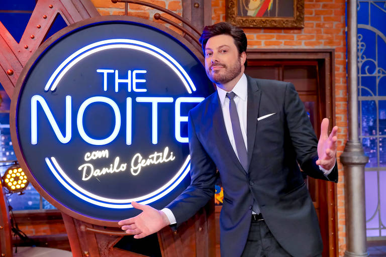 MBL testa Danilo Gentili em pesquisa e ele empata com Huck