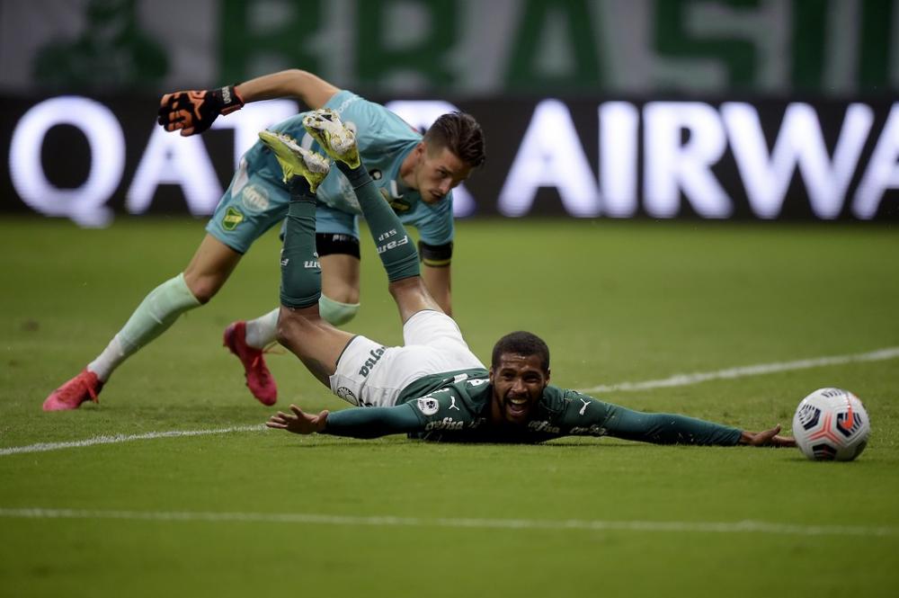 Wesley perde chance no primeiro tempo da partida entre Palmeiras e Defensa y Justicia — Foto: Staff Images/Conmebol