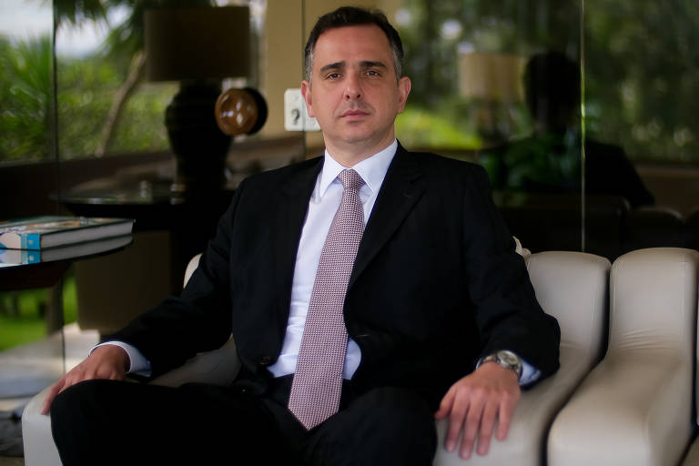 Pacheco é estimulado a entrar na corrida ao Planalto, enquanto DEM negocia com Ciro