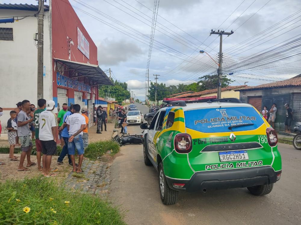 Assaltante é executado a tiros na frente de comércio em Teresina