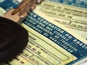 Pontuação não pode ser lançada em CNH antes de recurso administrativo