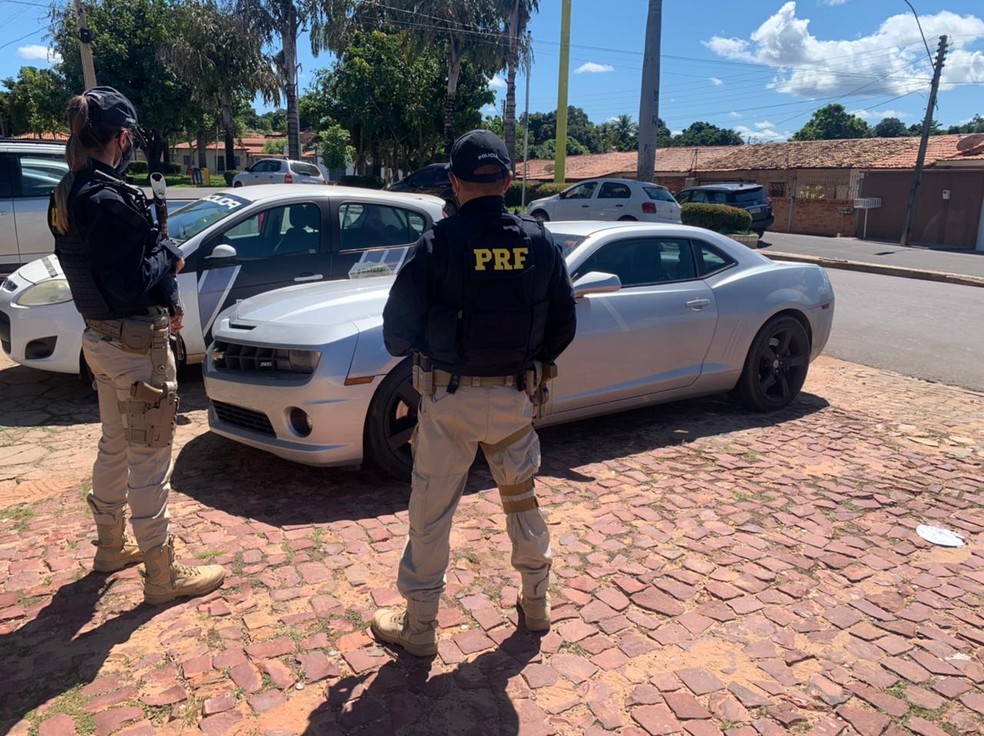 PRF prende empresário suspeito de homicídio e estelionato no Sul do Piauí