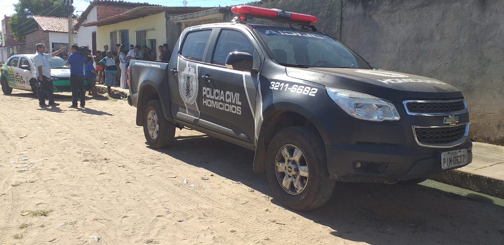 Jovem é morto a tiros próximo a escola na Zona Norte de Teresina