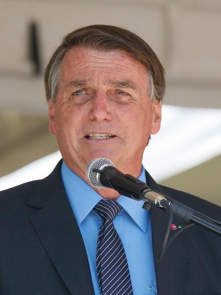 Após foto com Lula, padre Julio Lancellotti é atacado por Bolsonaro